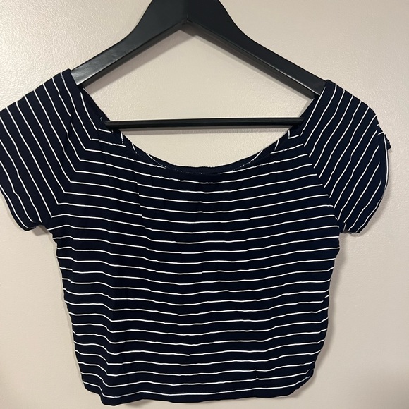 Dynamite Crop Top - Picture 3 of 3